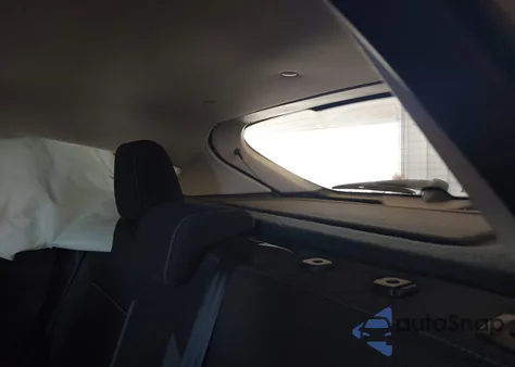 2013 Ford Focus Se z USA, uszkodzony, nr VIN 1FADP3K20DL242908